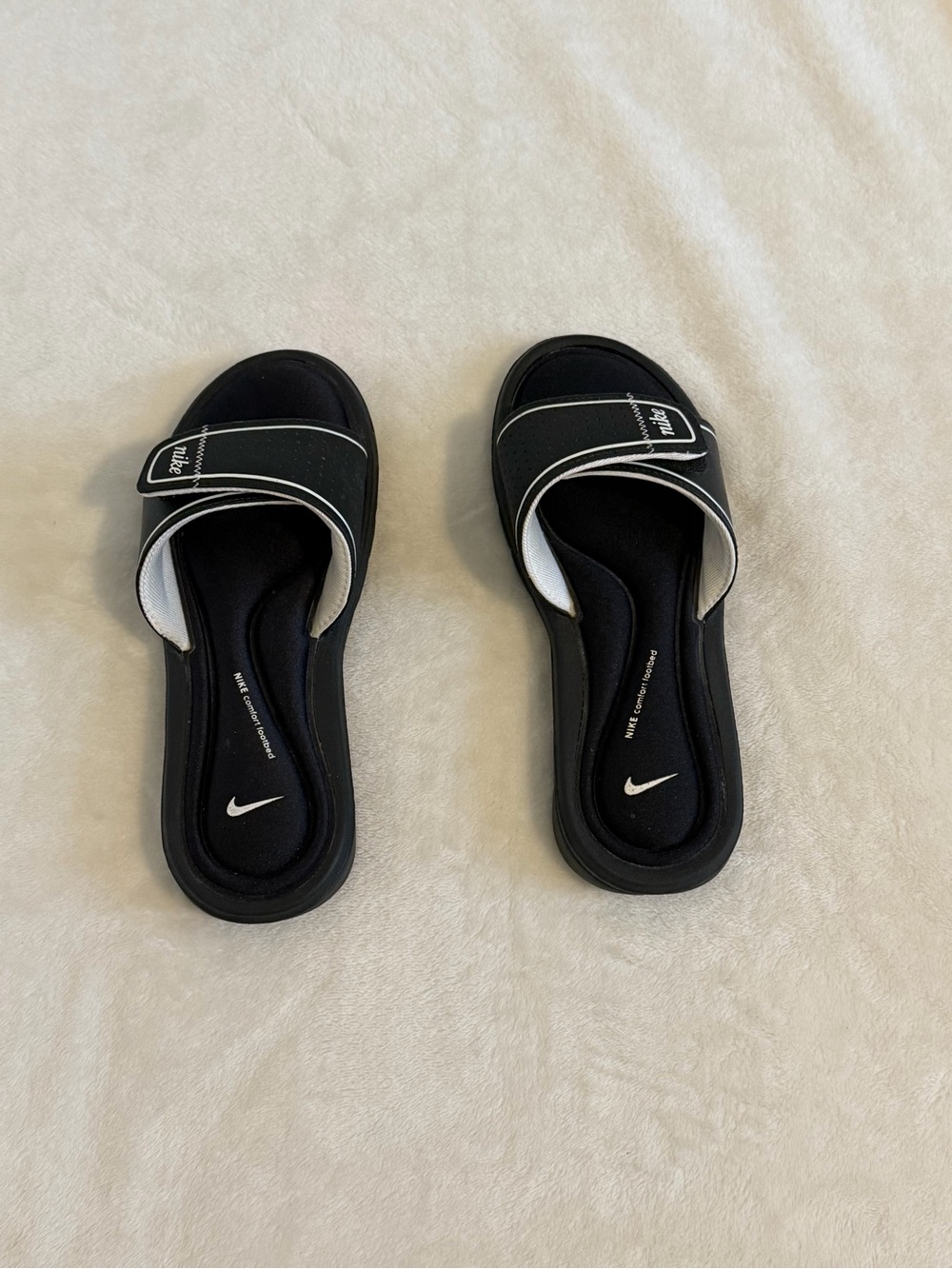 Nike Women’s Black and White Adjustable Slide Sandals